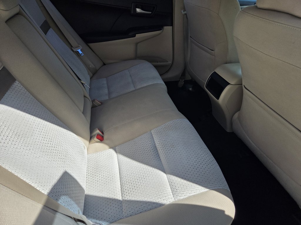 2012 Toyota Camry LE (A/C) in Mont-Laurier, Quebec - 14 - w1024h768px