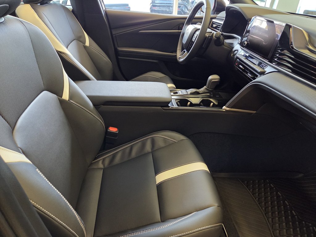 2026 Toyota CAMRY SE GROUPE AMÉLIORÉ in Mont-Laurier, Quebec - 9 - w1024h768px