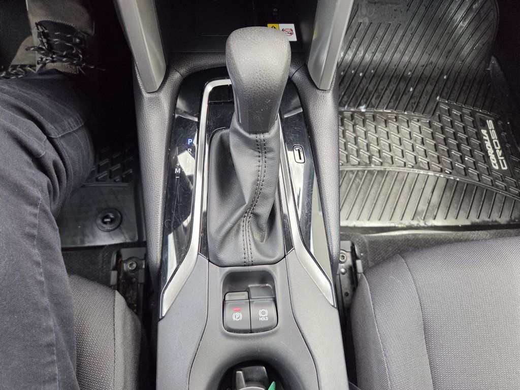 Toyota COROLLA CROSS LE Premium (AWD) 2022 à Mont-Laurier, Québec - 17 - w1024h768px