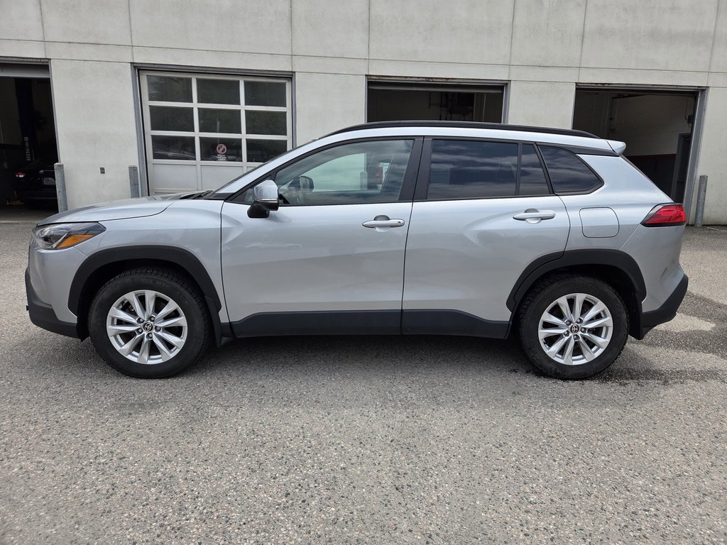 Toyota COROLLA CROSS LE Premium (AWD) 2022 à Mont-Laurier, Québec - 9 - w1024h768px