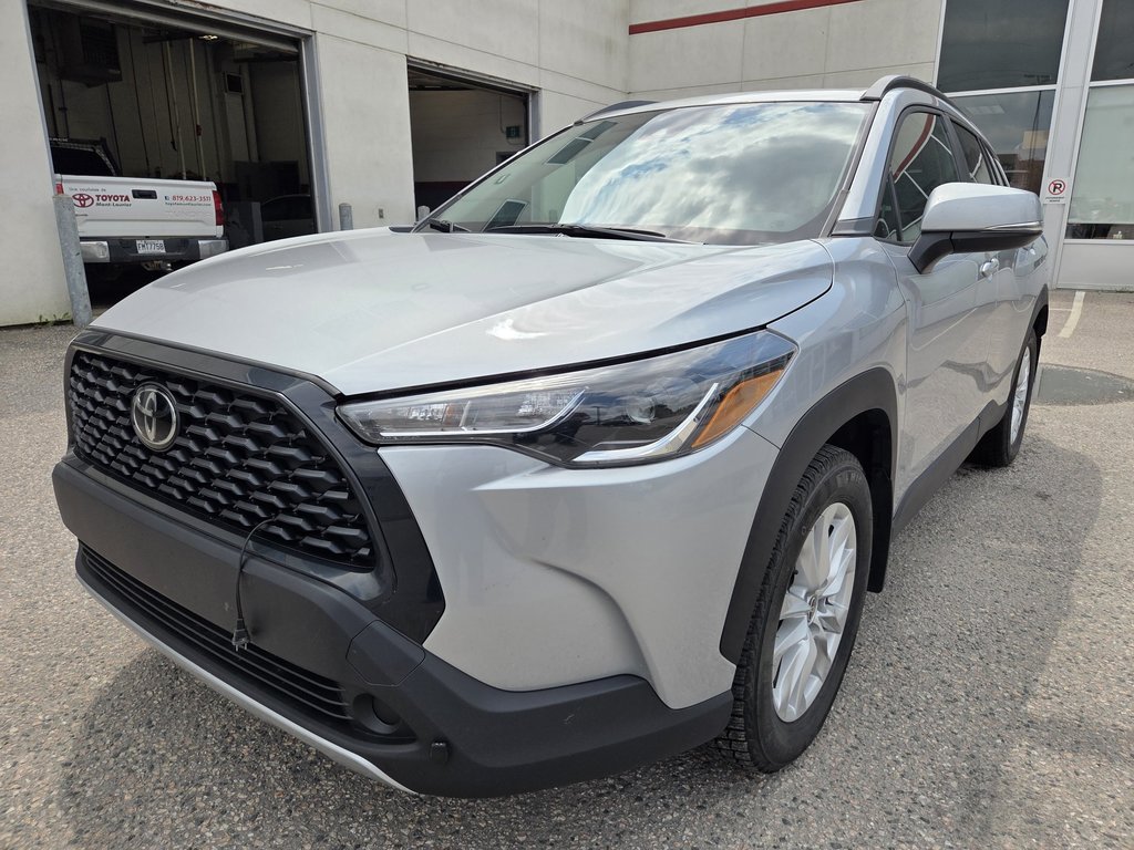 Toyota COROLLA CROSS LE Premium (AWD) 2022 à Mont-Laurier, Québec - 1 - w1024h768px