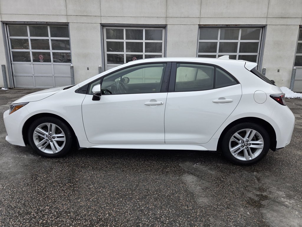 2021 Toyota Corolla Hatchback SE in Mont-Laurier, Quebec - 8 - w1024h768px