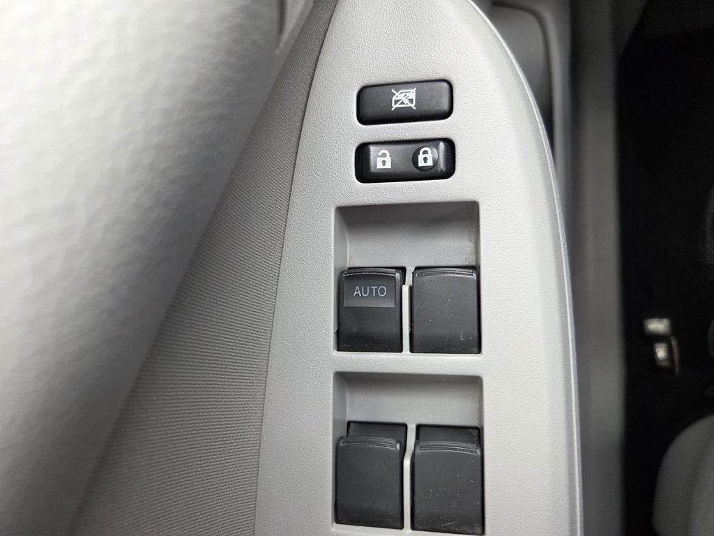 Toyota Corolla CE (A/C) 2013 à Mont-Laurier, Québec - 8 - w1024h768px