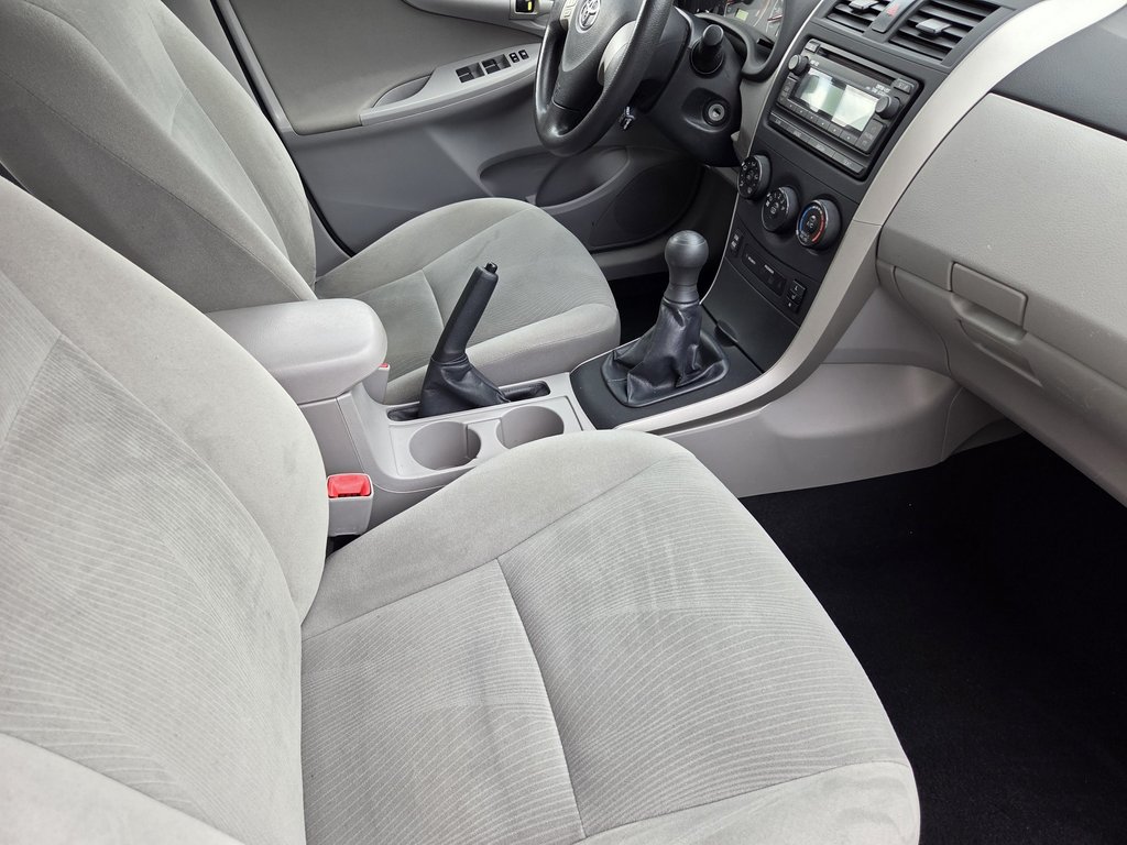 Toyota Corolla CE (A/C) 2013 à Mont-Laurier, Québec - 6 - w1024h768px