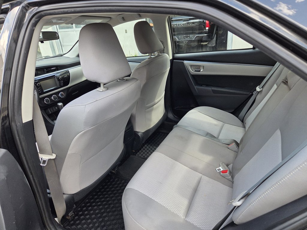 Toyota Corolla LE (A/C) 2015 à Mont-Laurier, Québec - 11 - w1024h768px