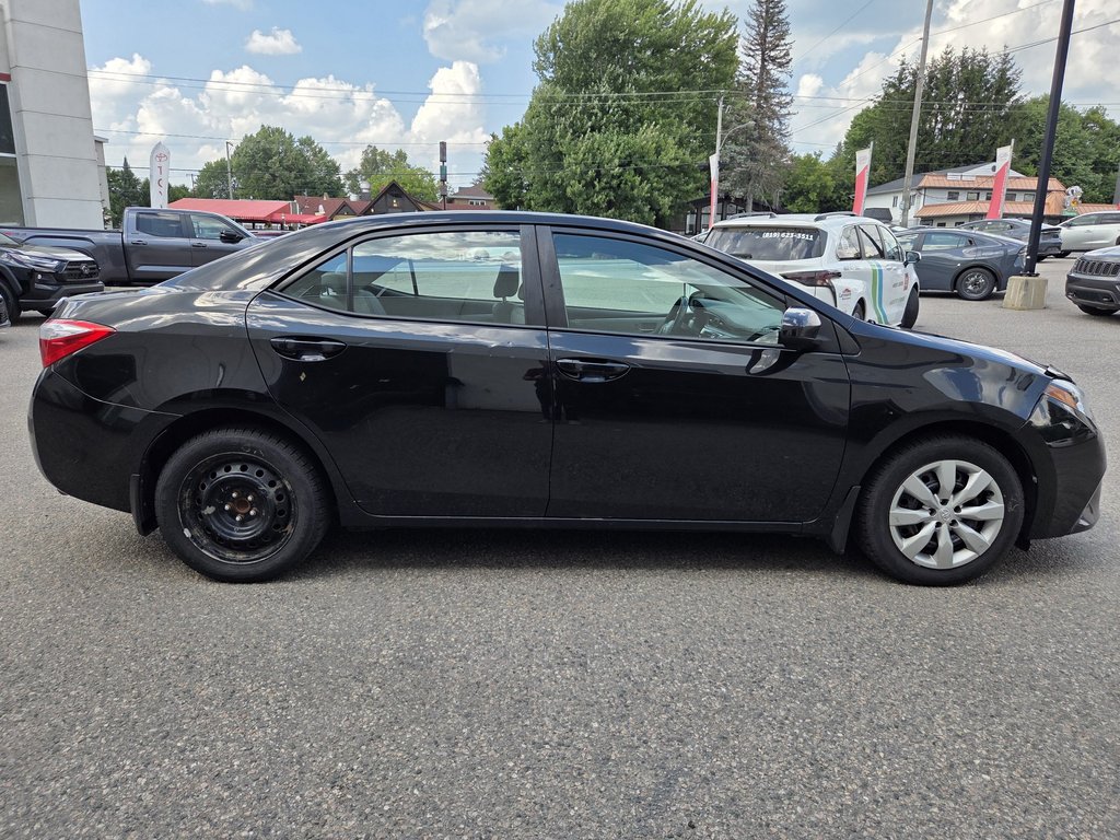 Toyota Corolla LE (A/C) 2015 à Mont-Laurier, Québec - 4 - w1024h768px