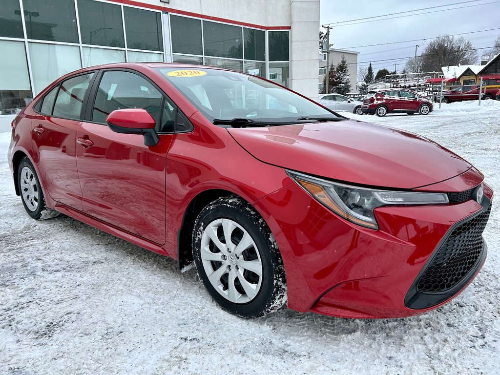 2020 Toyota Corolla LE (A/C) in Mont-Laurier, Quebec - 3 - w1024h768px