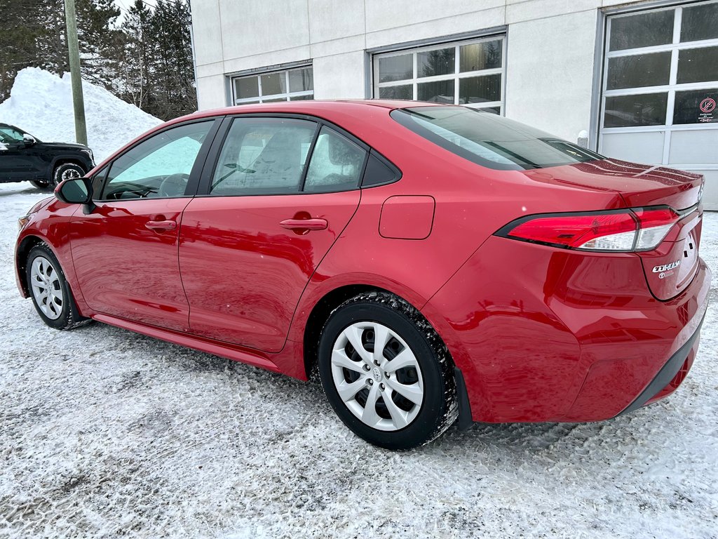 2020 Toyota Corolla LE (A/C) in Mont-Laurier, Quebec - 8 - w1024h768px