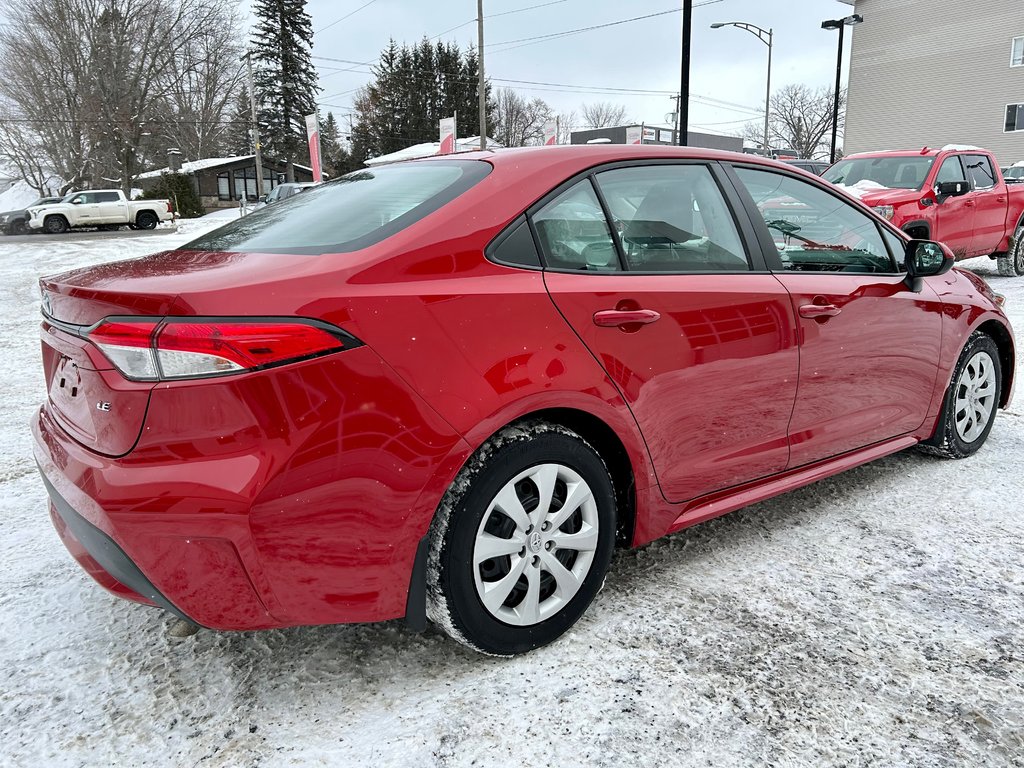 2020 Toyota Corolla LE (A/C) in Mont-Laurier, Quebec - 5 - w1024h768px