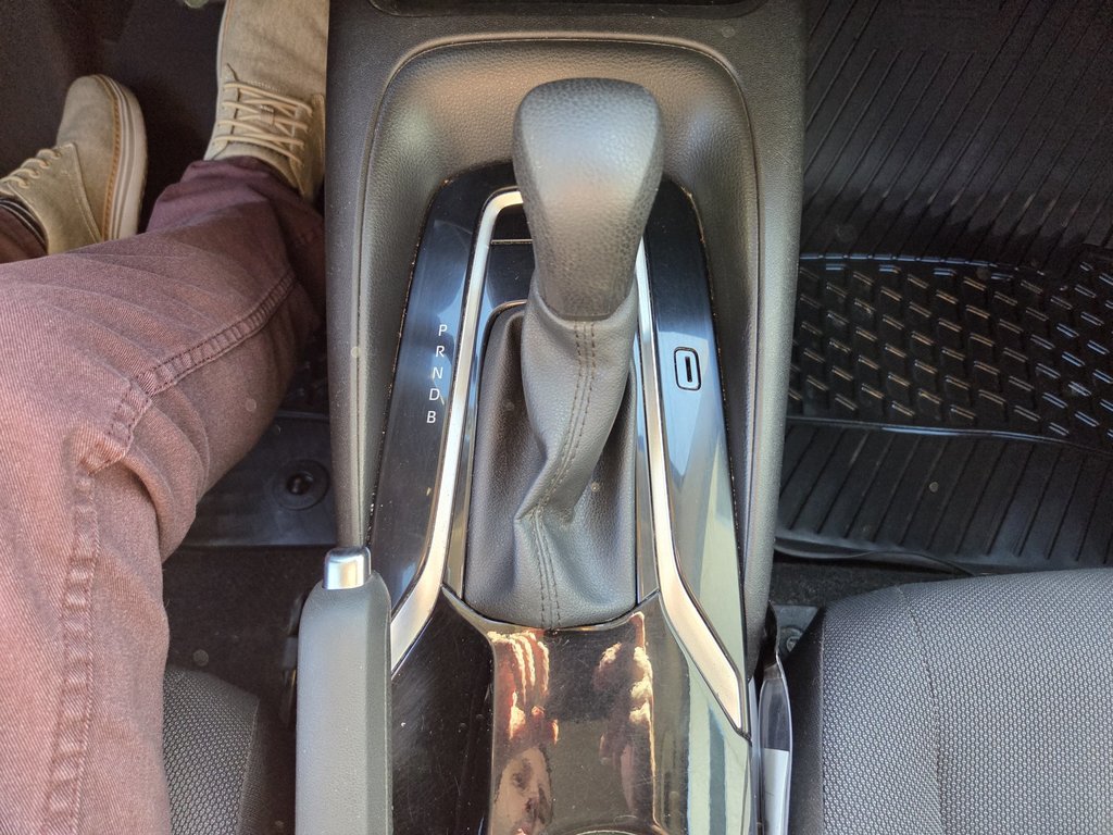 Toyota Corolla L (A/C) 2021 à Mont-Laurier, Québec - 17 - w1024h768px