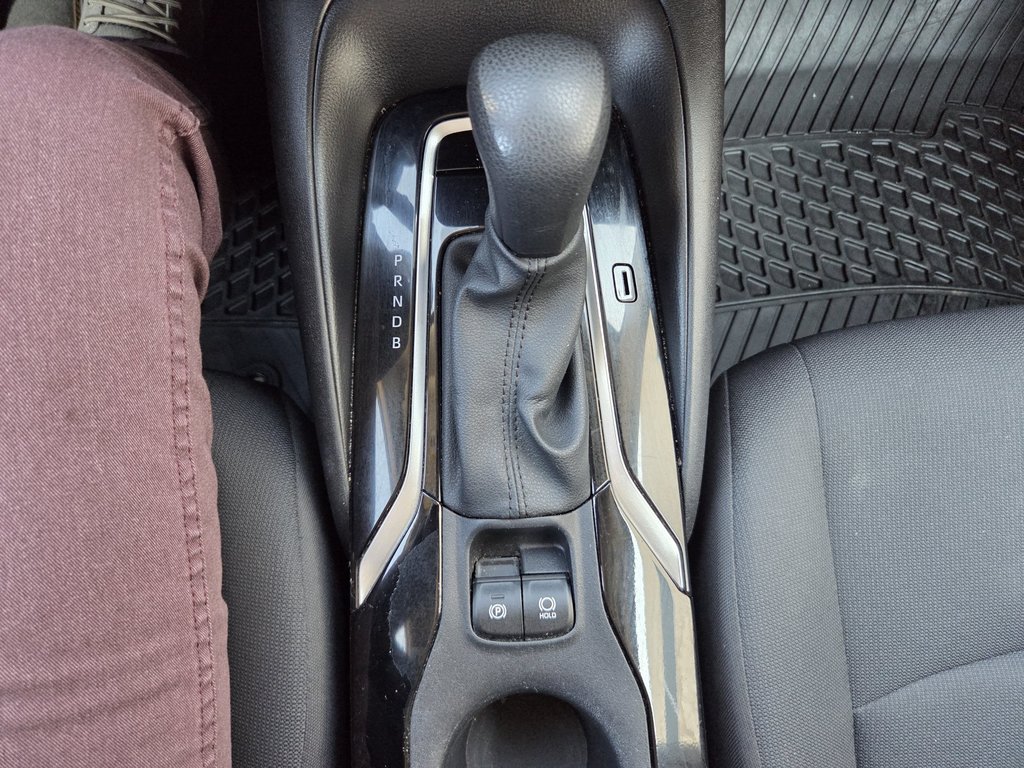2021 Toyota Corolla Le (A/C) in Mont-Laurier, Quebec - 16 - w1024h768px