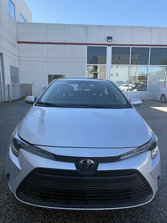 Toyota Corolla Le+ (A/C) 2025 à Mont-Laurier, Québec - 2 - w1024h768px