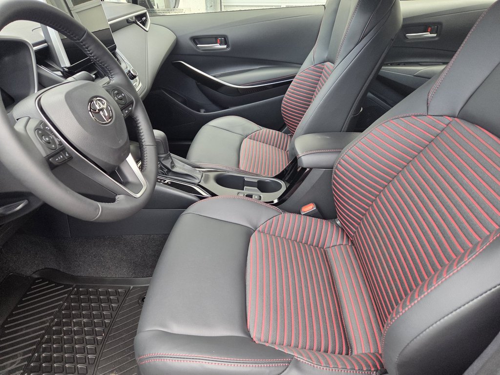Toyota COROLLA HYBRIDE XSE 2026 à Mont-Laurier, Québec - 10 - w1024h768px