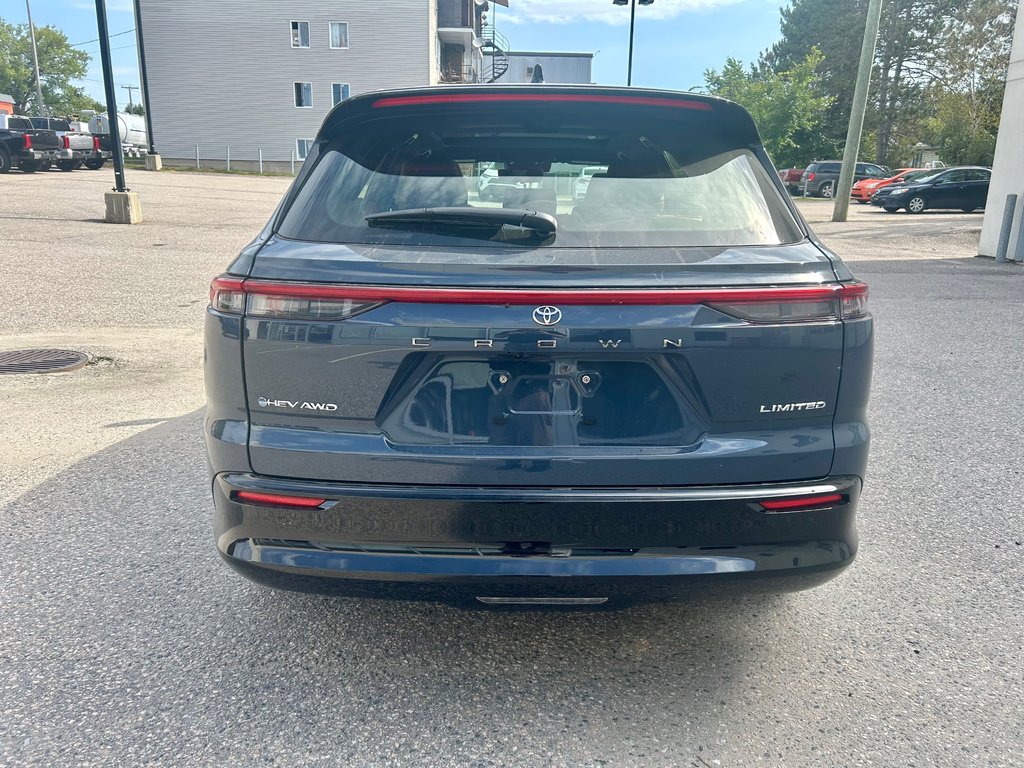 Toyota Crown Signia Limited 2025 à Mont-Laurier, Québec - 6 - w1024h768px