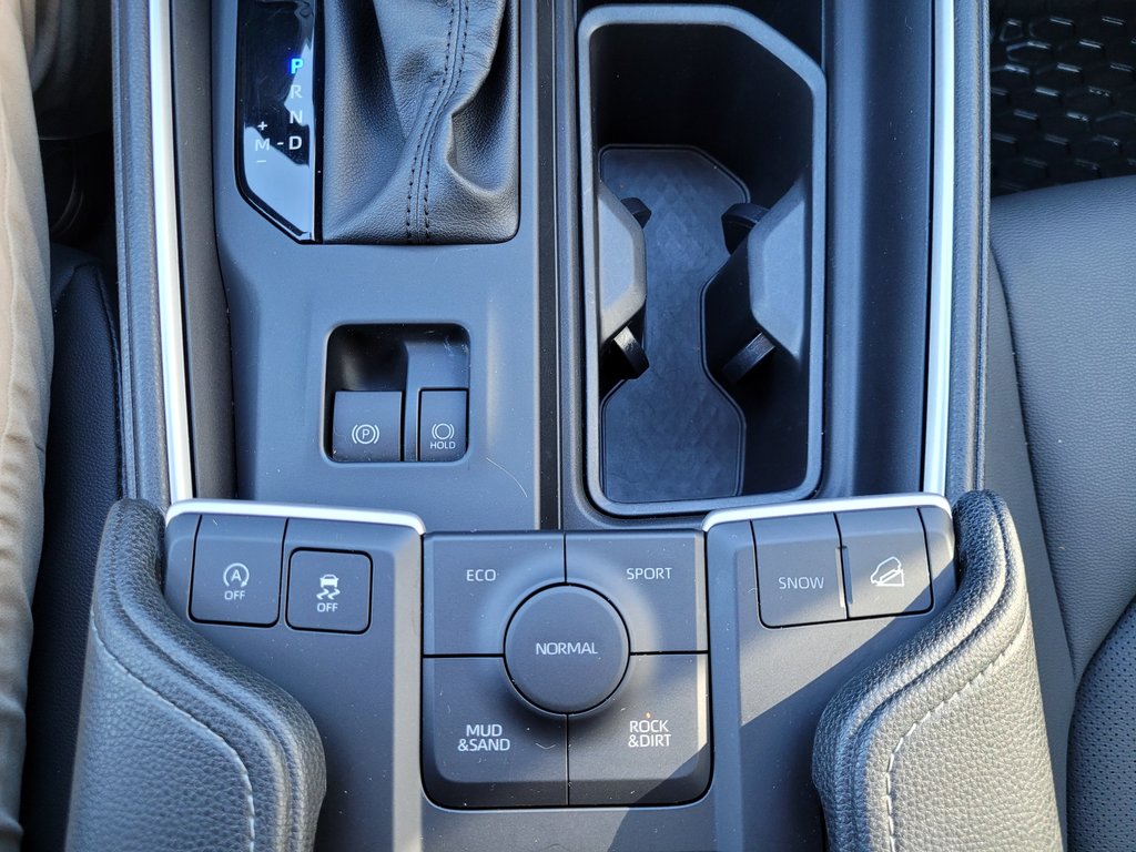 Toyota Grand Highlander XLE (AWD) 2024 à Mont-Laurier, Québec - 18 - w1024h768px
