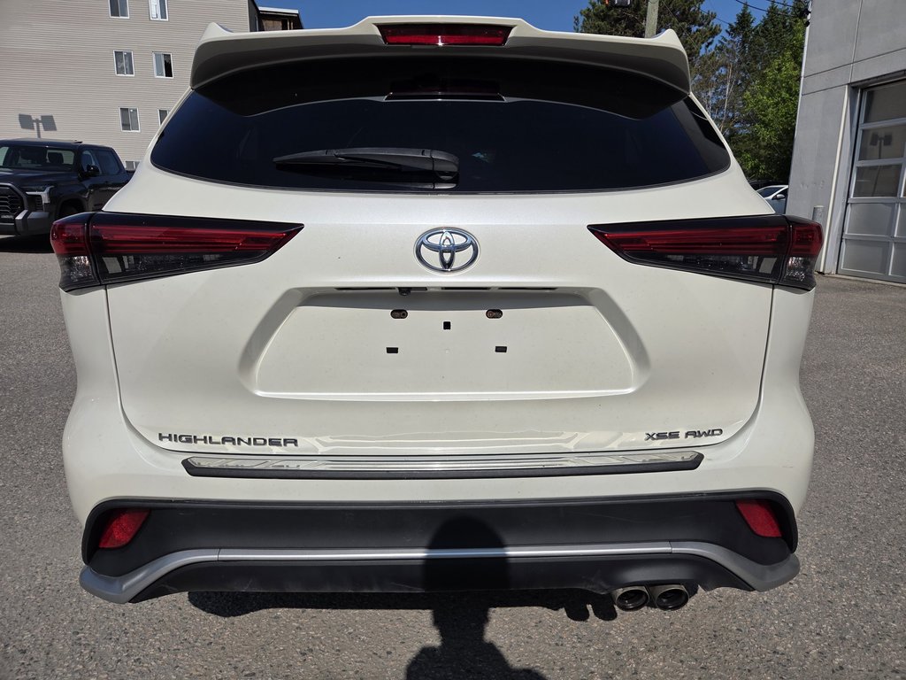 Toyota Highlander XSE (AWD) 2021 à Mont-Laurier, Québec - 6 - w1024h768px