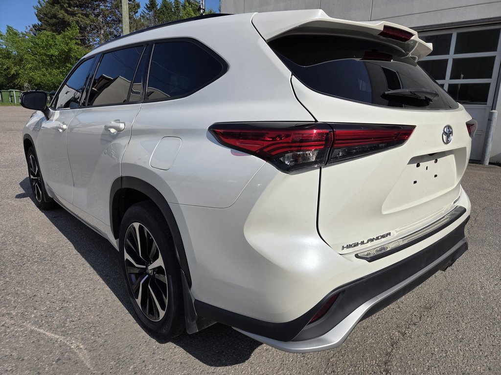 Toyota Highlander XSE (AWD) 2021 à Mont-Laurier, Québec - 8 - w1024h768px