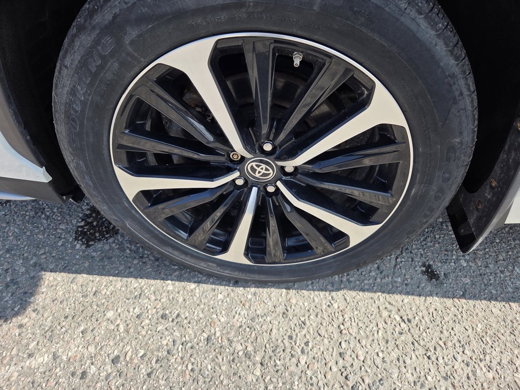 Toyota Highlander XSE (AWD) 2021 à Mont-Laurier, Québec - 10 - w1024h768px