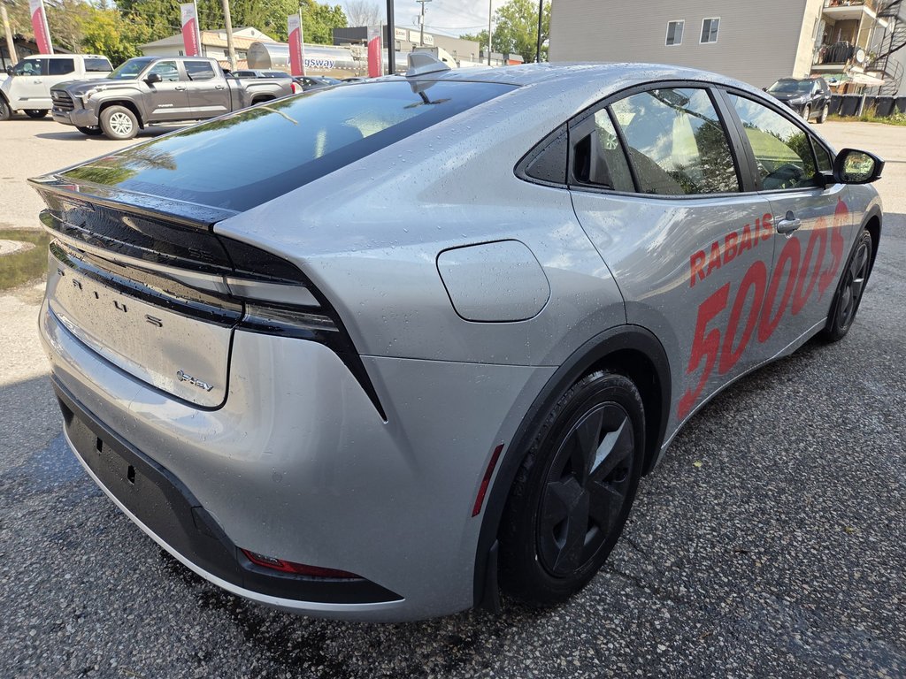 Toyota PRIUS HYBRIDE BRANCHABLE SE 2025 à Mont-Laurier, Québec - 5 - w1024h768px