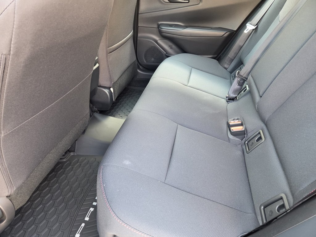 Toyota PRIUS HYBRIDE BRANCHABLE SE 2025 à Mont-Laurier, Québec - 13 - w1024h768px