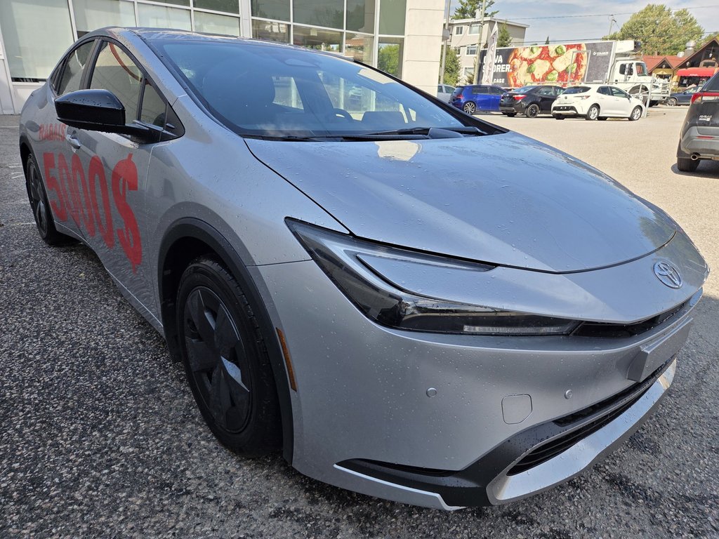Toyota PRIUS HYBRIDE BRANCHABLE SE 2025 à Mont-Laurier, Québec - 4 - w1024h768px