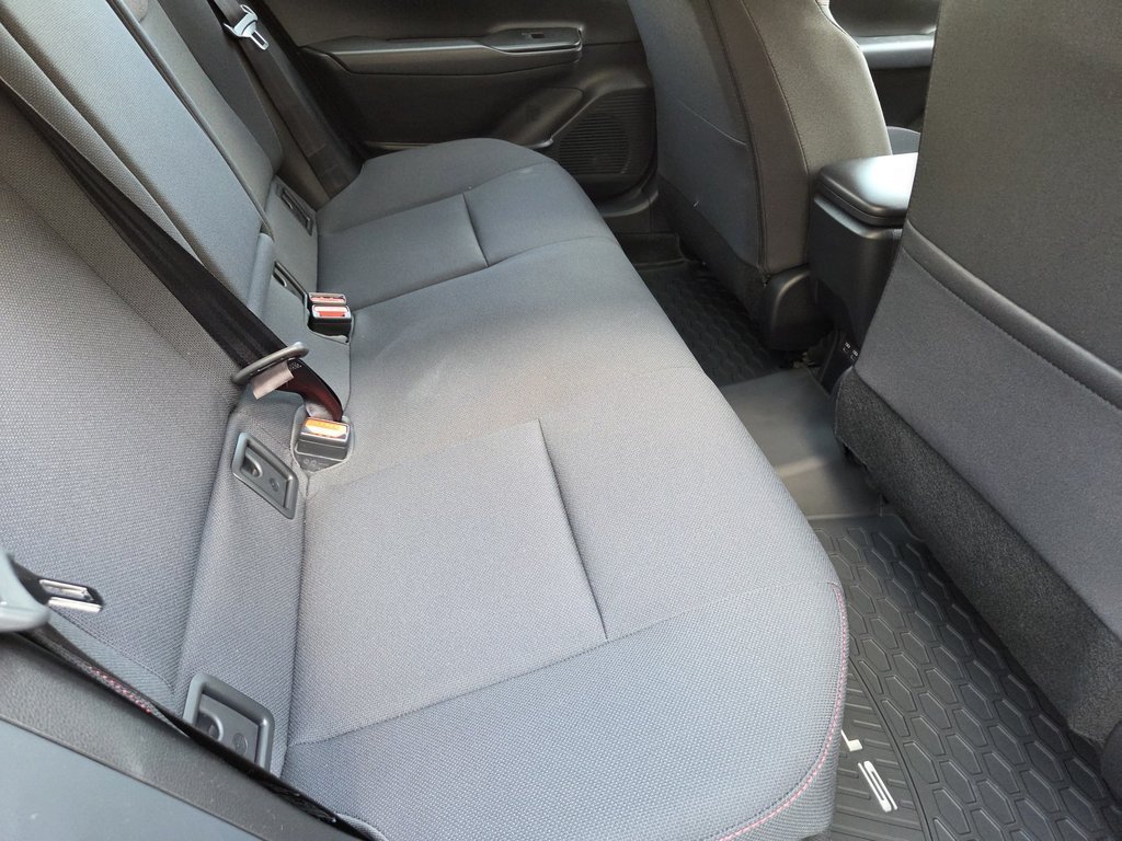 Toyota PRIUS HYBRIDE BRANCHABLE SE 2025 à Mont-Laurier, Québec - 14 - w1024h768px
