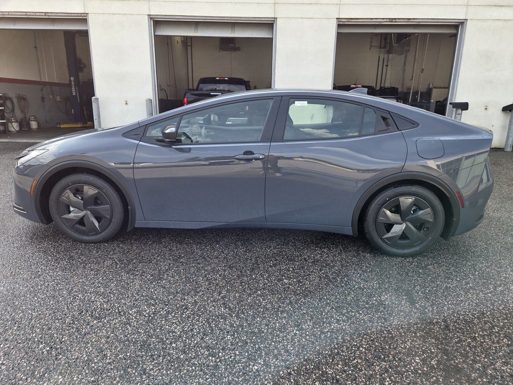 Toyota PRIUS HYBRIDE BRANCHABLE SE 2026 à Mont-Laurier, Québec - 9 - w1024h768px