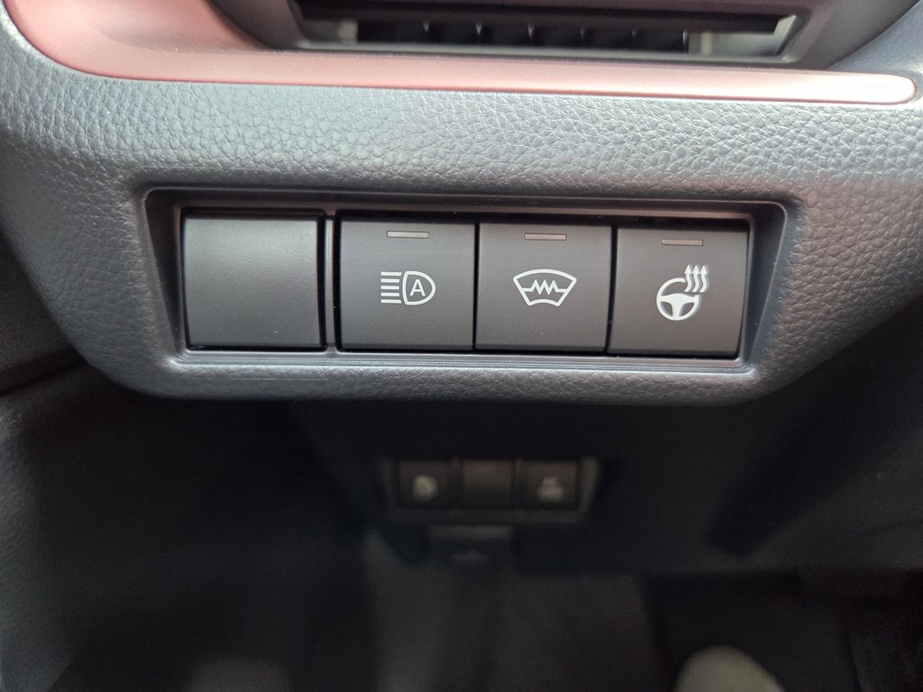 Toyota PRIUS HYBRIDE BRANCHABLE SE 2026 à Mont-Laurier, Québec - 16 - w1024h768px