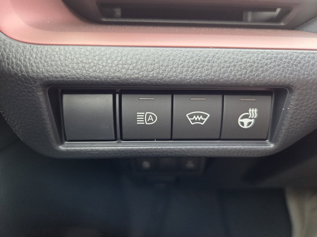 2026 Toyota PRIUS HYBRIDE BRANCHABLE SE in Mont-Laurier, Quebec - 15 - w1024h768px