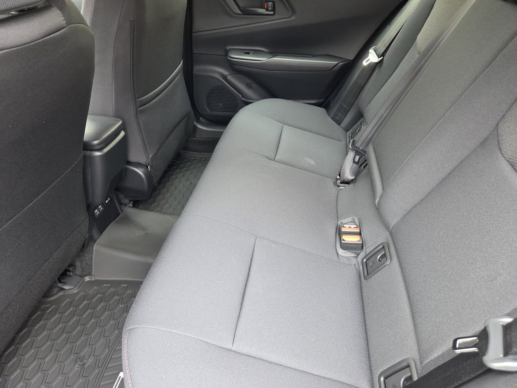 2026 Toyota PRIUS HYBRIDE BRANCHABLE SE in Mont-Laurier, Quebec - 12 - w1024h768px