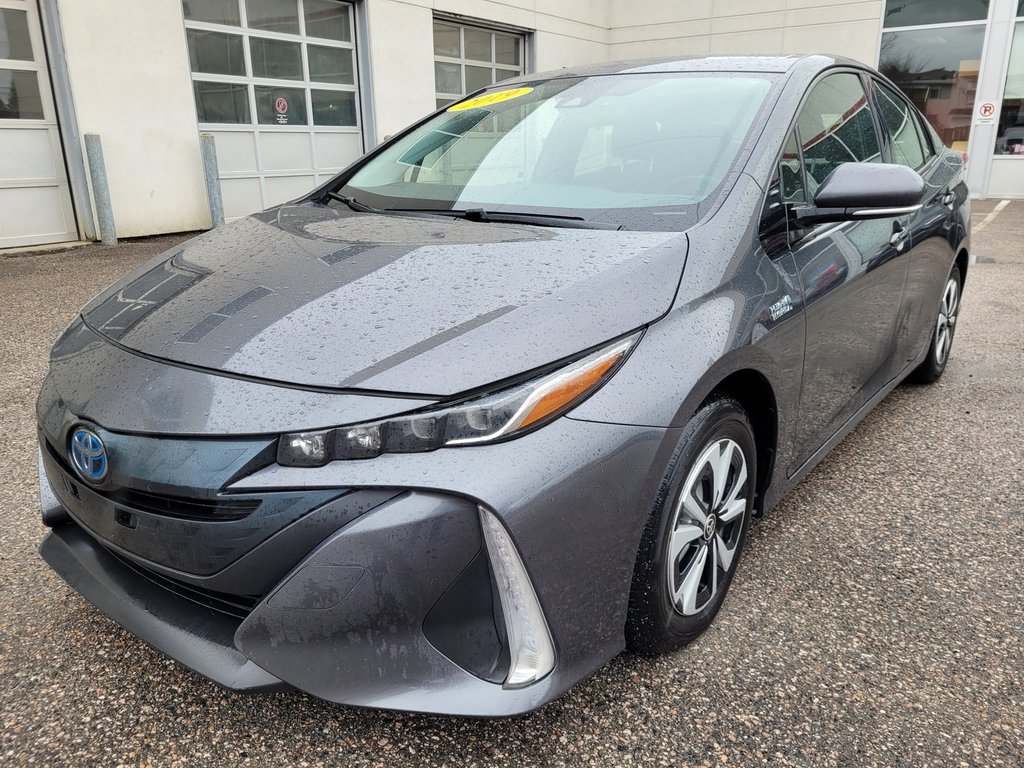 2019 Toyota PRIUS PRIME in Mont-Laurier, Quebec - 1 - w1024h768px