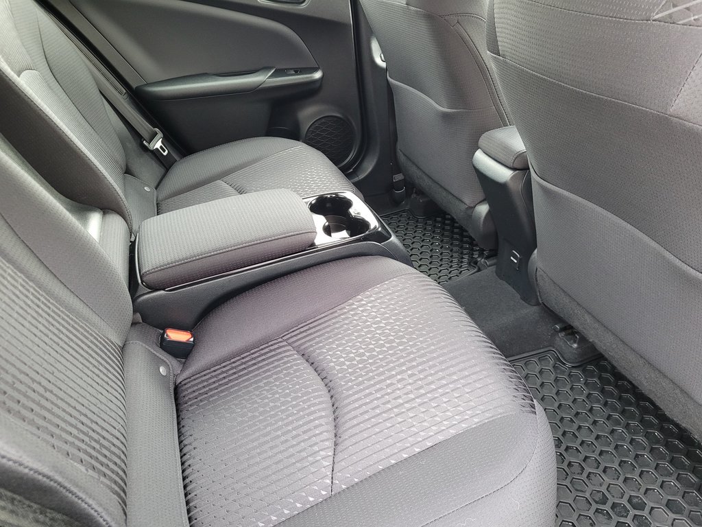 2019 Toyota PRIUS PRIME in Mont-Laurier, Quebec - 14 - w1024h768px