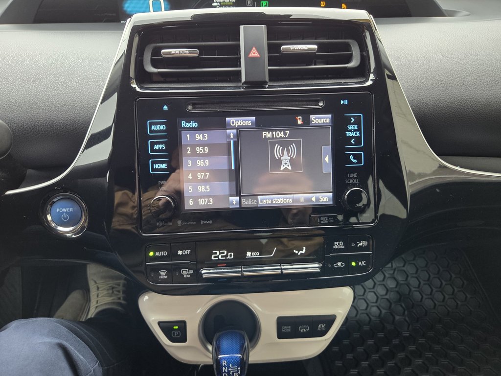 2019 Toyota PRIUS PRIME BASE in Mont-Laurier, Quebec - 16 - w1024h768px