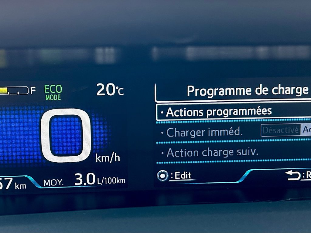 2020 Toyota PRIUS PRIME Upgrade in Mont-Laurier, Quebec - 15 - w1024h768px