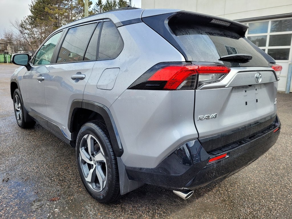 Toyota RAV4 HYBRIDE RECHARGEABLE SE 2025 à Mont-Laurier, Québec - 8 - w1024h768px