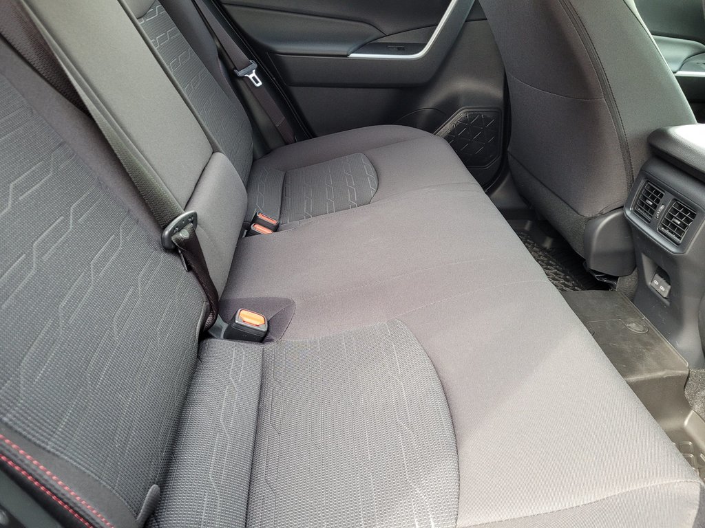 Toyota RAV4 HYBRIDE RECHARGEABLE SE 2025 à Mont-Laurier, Québec - 13 - w1024h768px