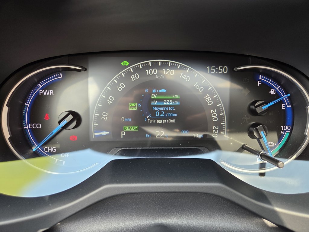 Toyota RAV4 HYBRIDE RECHARGEABLE SE 2025 à Mont-Laurier, Québec - 16 - w1024h768px