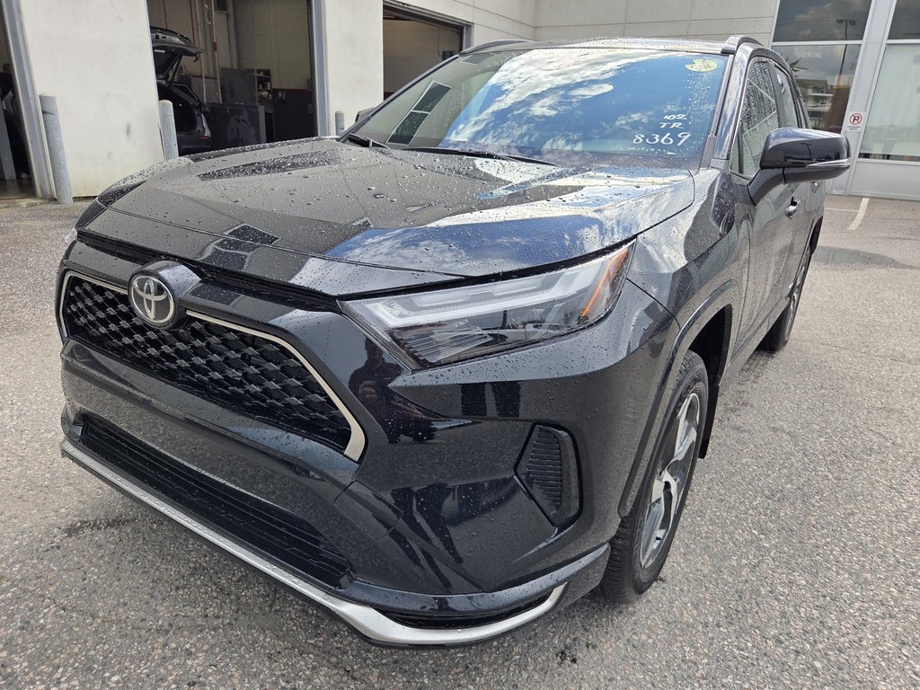 Toyota RAV4 HYBRIDE RECHARGEABLE SE 2025 à Mont-Laurier, Québec - 1 - w1024h768px