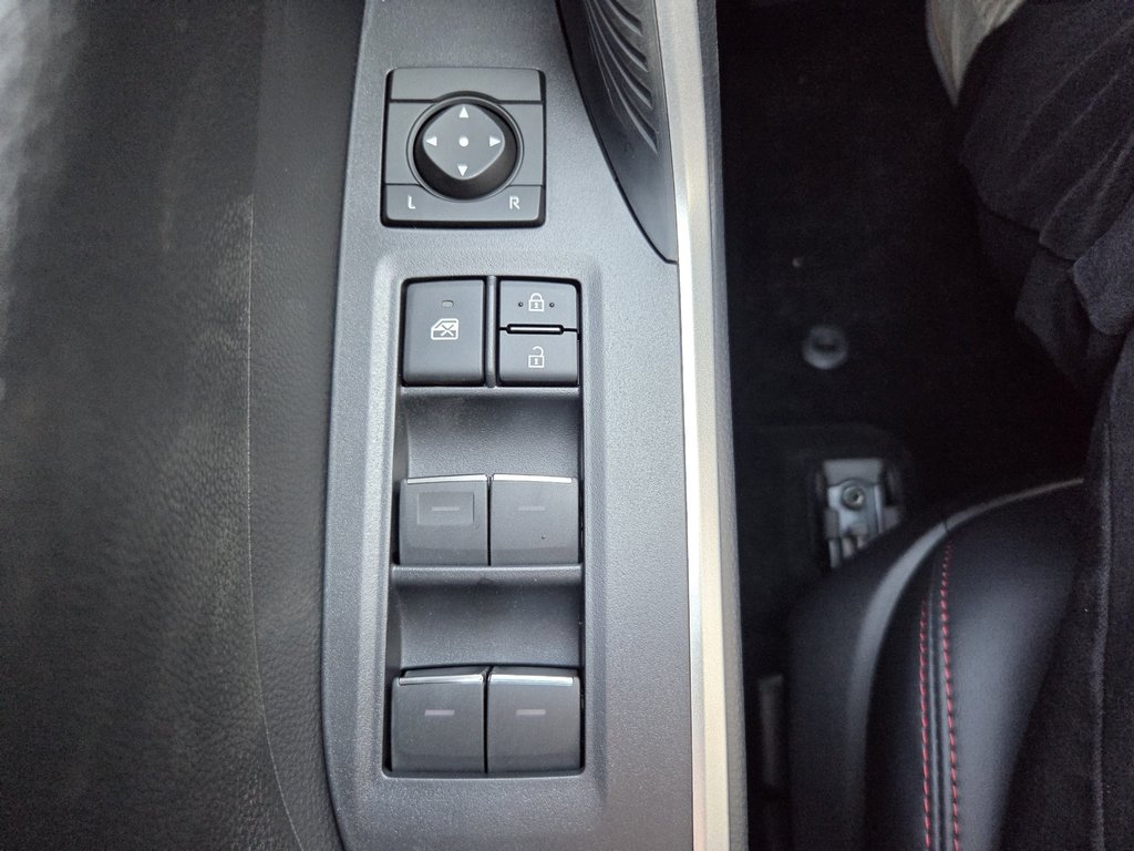 2025 Toyota RAV4 HYBRIDE RECHARGEABLE XSE in Mont-Laurier, Quebec - 13 - w1024h768px