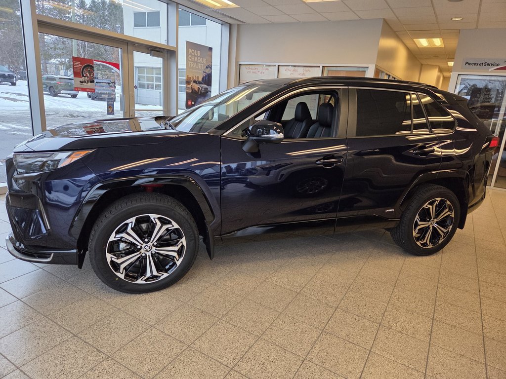 Toyota RAV4 HYBRIDE RECHARGEABLE XSE 2025 à Mont-Laurier, Québec - 7 - w1024h768px
