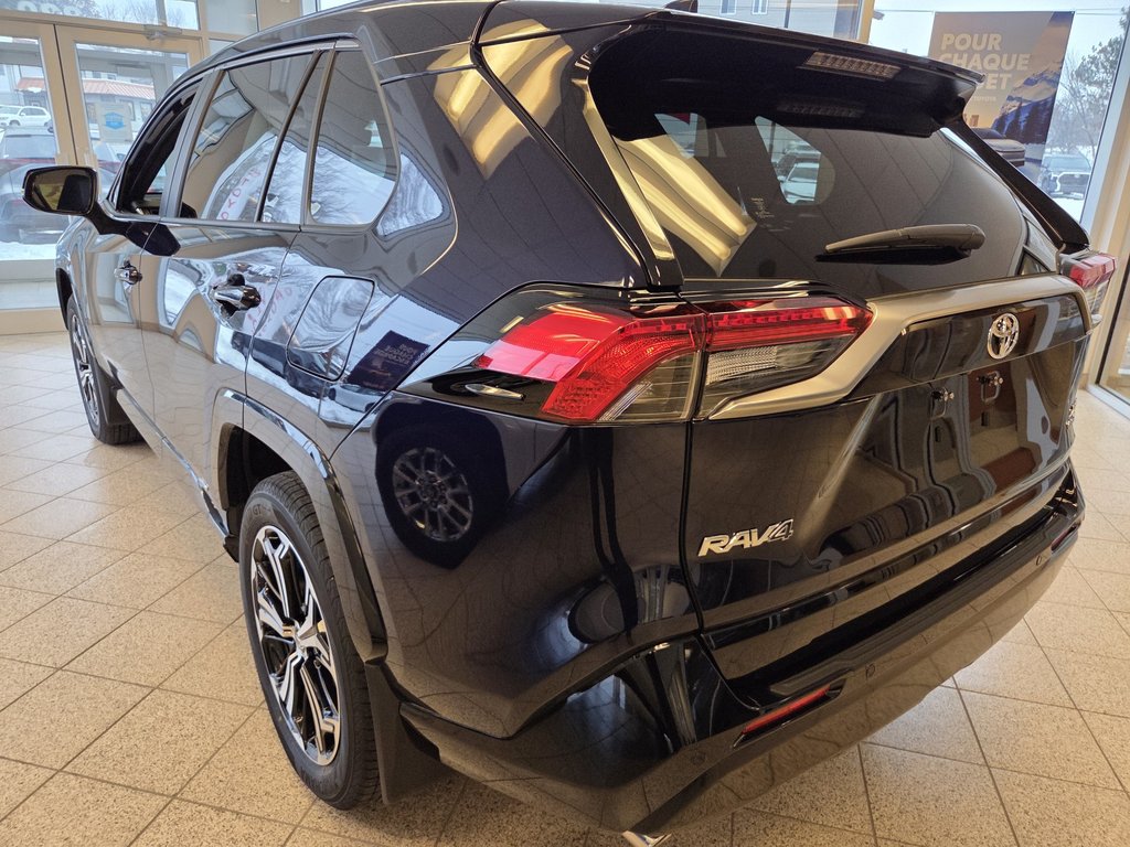 Toyota RAV4 HYBRIDE RECHARGEABLE XSE 2025 à Mont-Laurier, Québec - 6 - w1024h768px