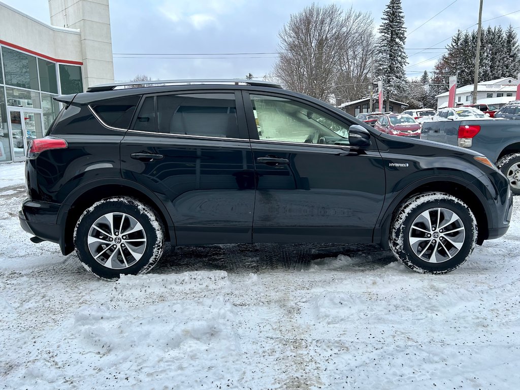 2018 Toyota RAV4 Hybrid LE+(AWD) in Mont-Laurier, Quebec - 3 - w1024h768px