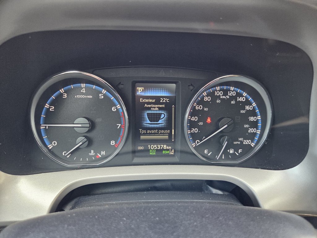 2018 Toyota RAV4 XLE (AWD) in Mont-Laurier, Quebec - 20 - w1024h768px