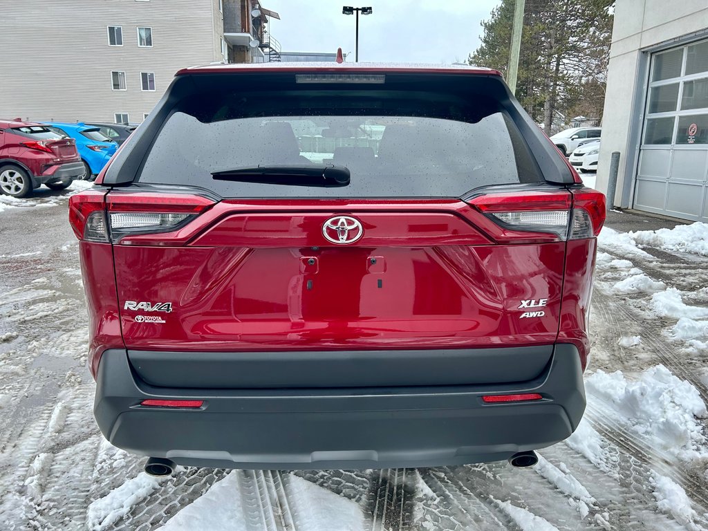 2019 Toyota RAV4 XLE (AWD) in Mont-Laurier, Quebec - 6 - w1024h768px