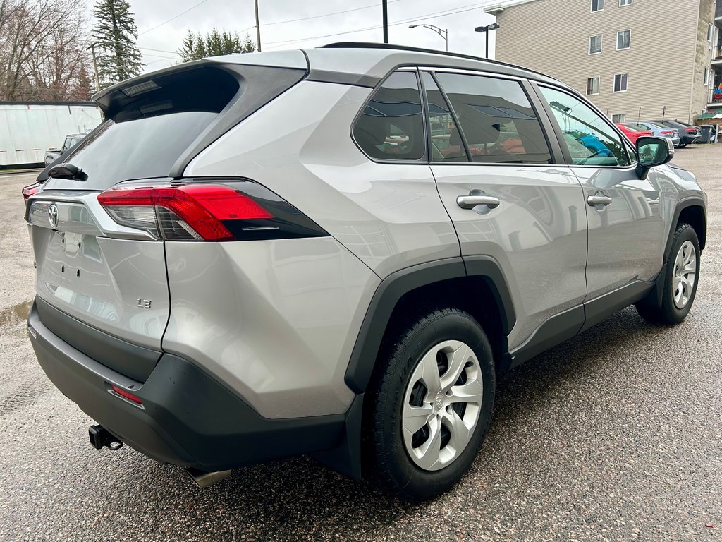 2019 Toyota RAV4 LE (FWD) in Mont-Laurier, Quebec - 5 - w1024h768px