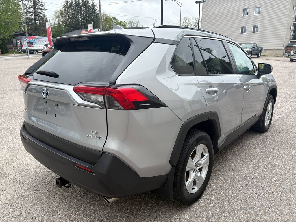 2019 Toyota RAV4 Hybride LE (AWD) in Mont-Laurier, Quebec - 5 - w1024h768px