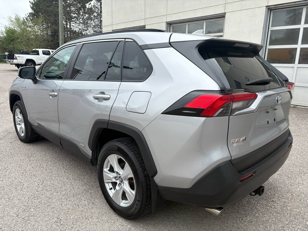 2019 Toyota RAV4 Hybride LE (AWD) in Mont-Laurier, Quebec - 7 - w1024h768px