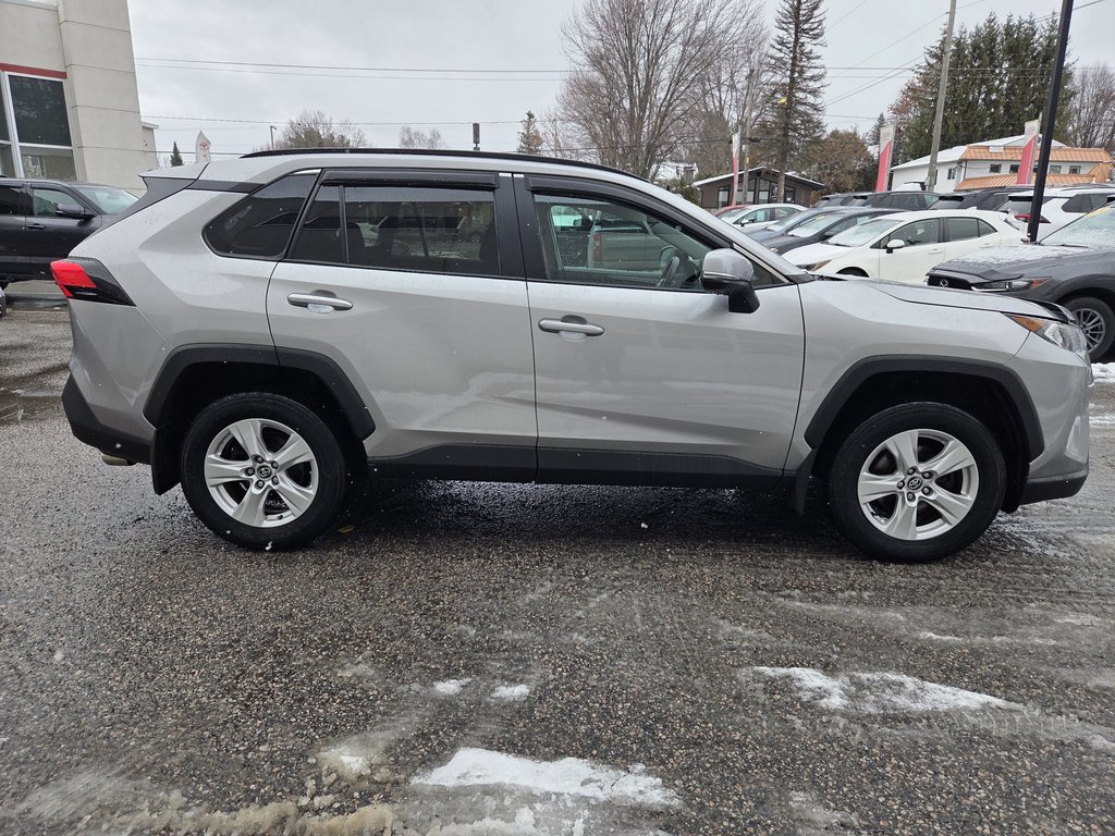 2019 Toyota RAV4 XLE AWD in Mont-Laurier, Quebec - 4 - w1024h768px