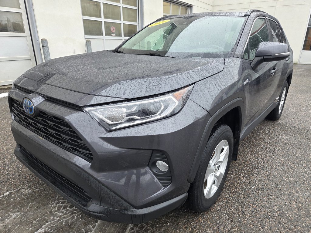 2020 Toyota RAV4 Hybrid XLE in Mont-Laurier, Quebec - 1 - w1024h768px