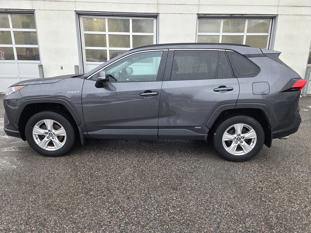 2020 Toyota RAV4 Hybrid XLE in Mont-Laurier, Quebec - 8 - w1024h768px